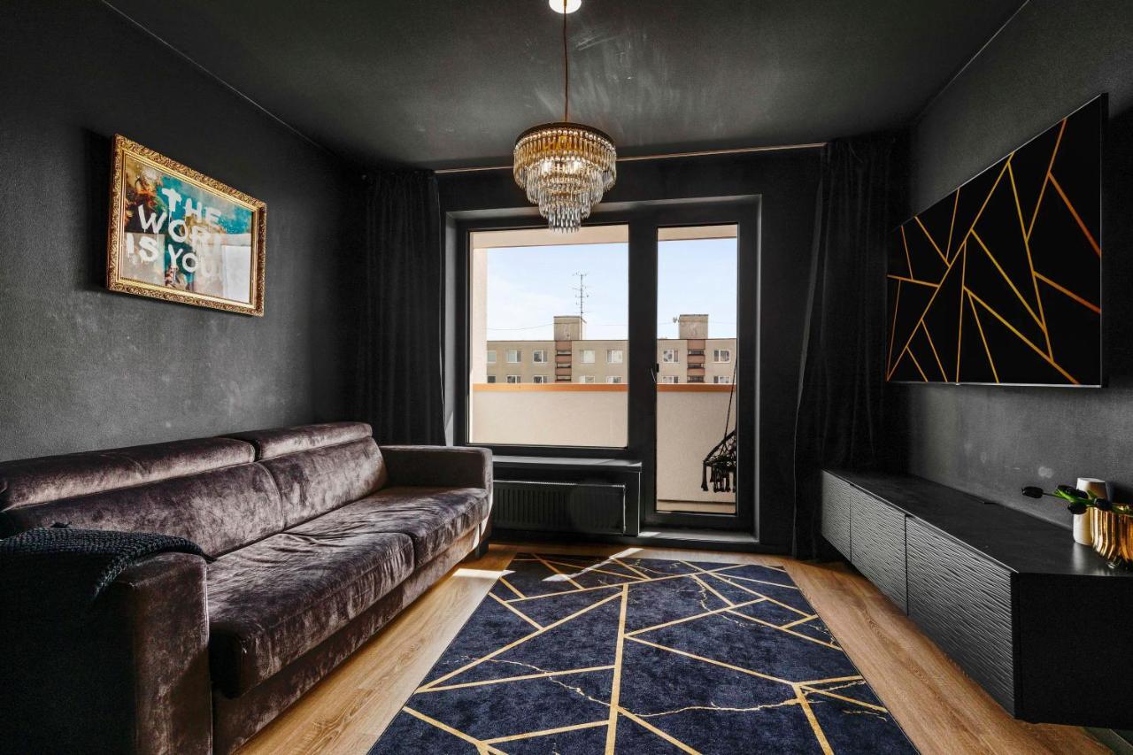Lam Black - Ac - Balcony Apartment Bratislava Ngoại thất bức ảnh