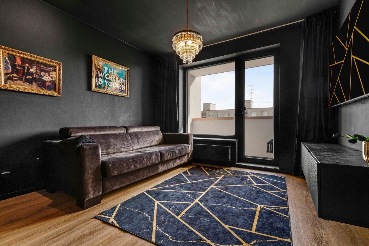 Lam Black - Ac - Balcony Apartment Bratislava Ngoại thất bức ảnh